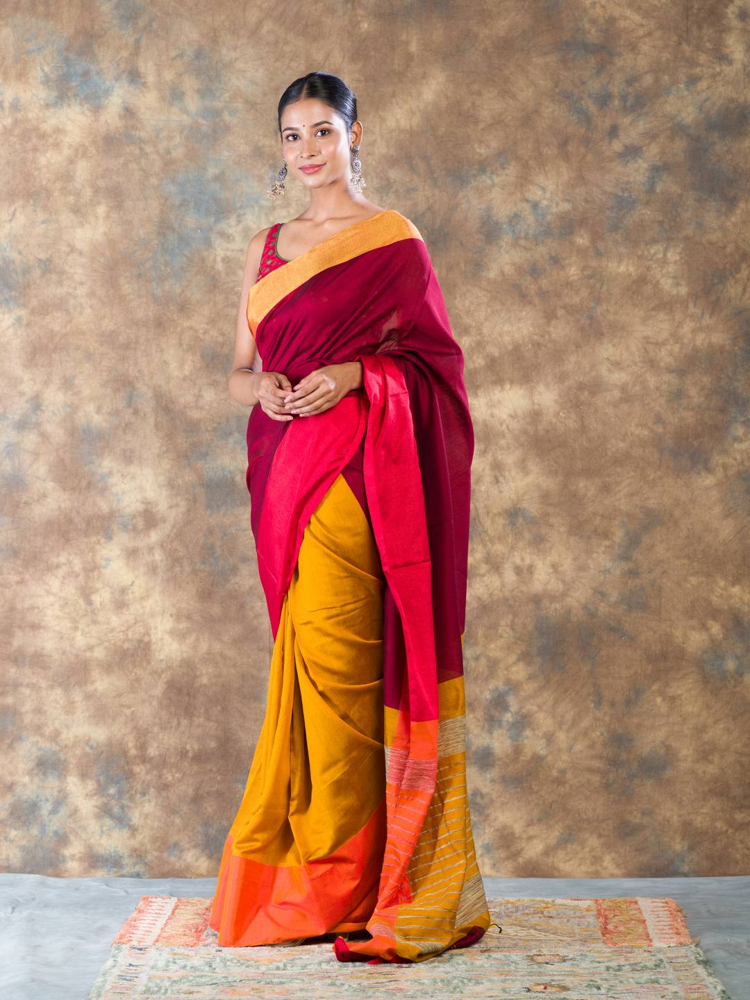 Read more about the article Become a Saree Connoisseur: Tips and Tricks for Choosing the Perfect Saree