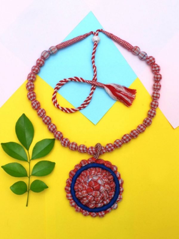 fabric necklace