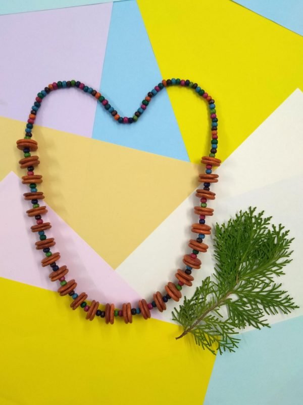 Colorful wooden beads neckwear