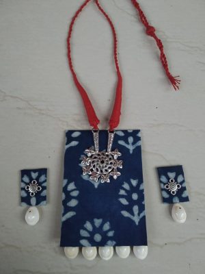 Indigo Kori Necklace Set